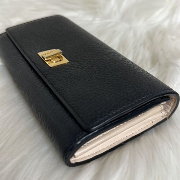 COPY - 💯Authentic Fendi Bifold Leather Long Wallet🍀 - Picture 9 of 15